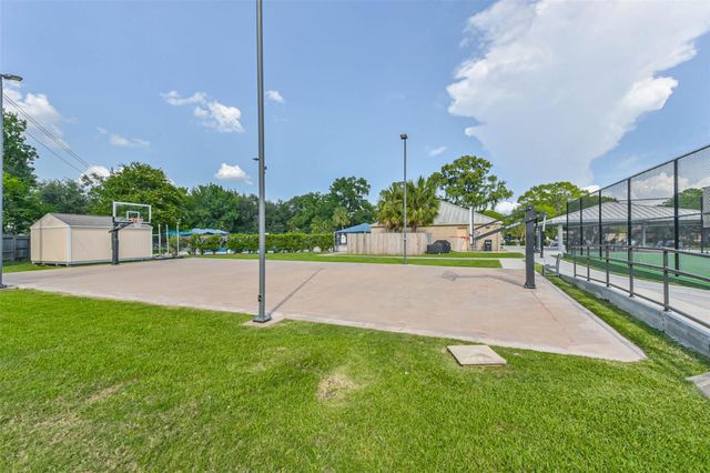 11814 Drexelbrook Drive, Houston, TX 77077