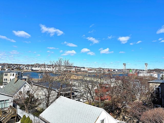 266 Lexington St 3, Boston, MA 02128