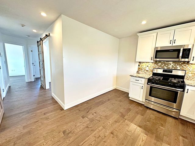 266 Lexington St 3, Boston, MA 02128