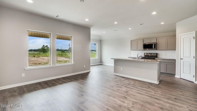 166 Colett Drive, Sunset, LA 70584