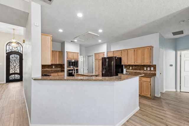 27 Monterey Drive, Trophy Club, TX 76262