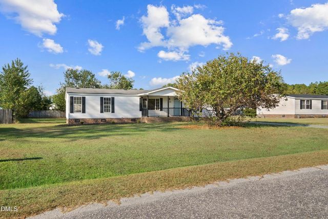 5105 Belinda Lane, Parkton, NC 28371