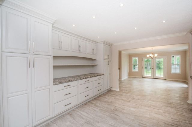 547 Sandra Court, Conroe, TX 77302