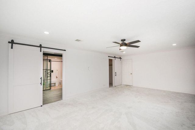 547 Sandra Court, Conroe, TX 77302