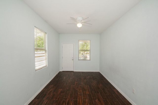 547 Sandra Court, Conroe, TX 77302