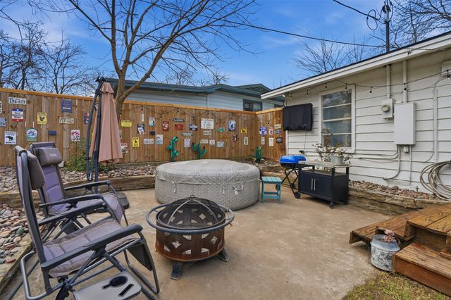 1315 Lamar Street S, Weatherford, TX 76086