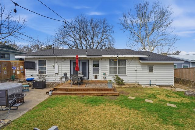 1315 Lamar Street S, Weatherford, TX 76086