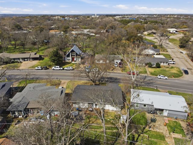 1315 Lamar Street S, Weatherford, TX 76086