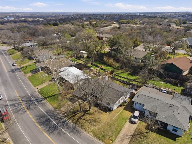 1315 Lamar Street S, Weatherford, TX 76086