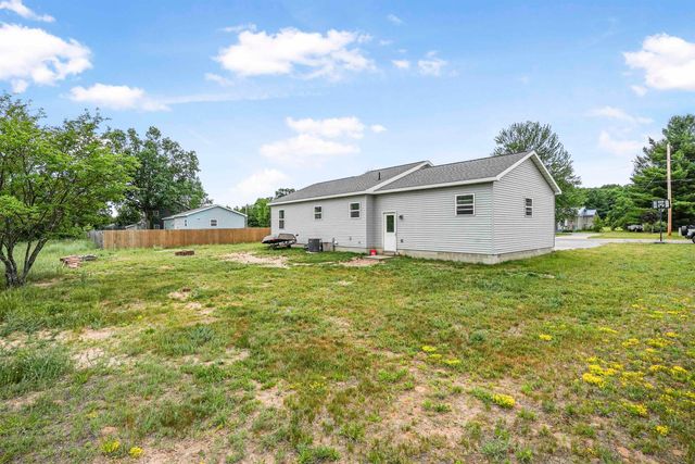 870 Seneca Place, Cadillac, MI 49601