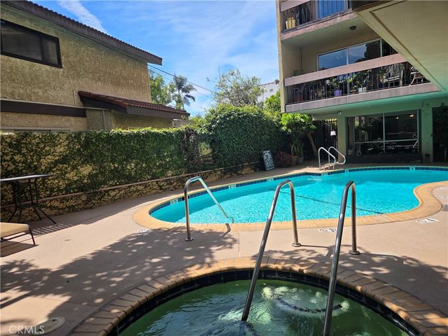 1061 Park Avenue 302, Long Beach, CA 90804