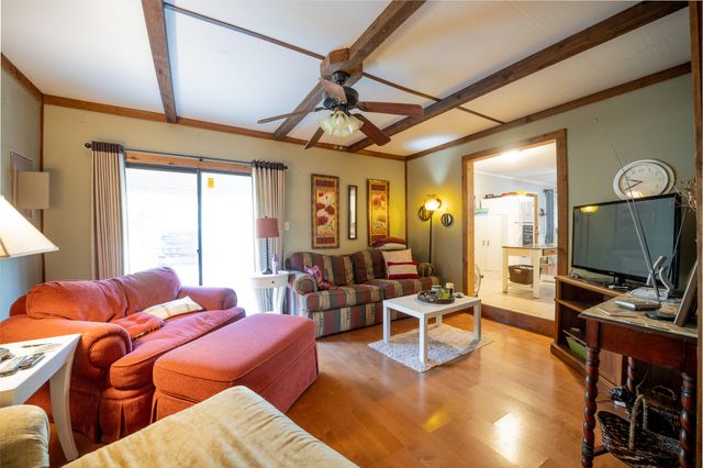 23397 County Road 323, Hermitage, MO 65668