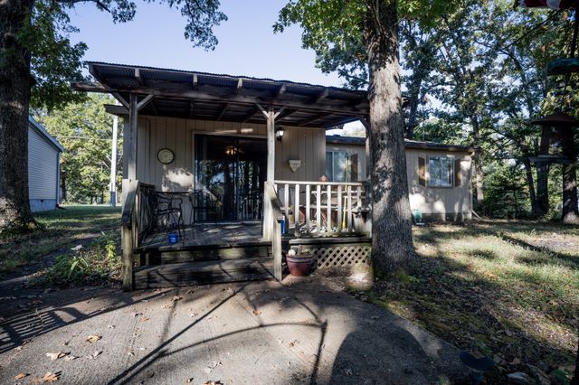 23397 County Road 323, Hermitage, MO 65668