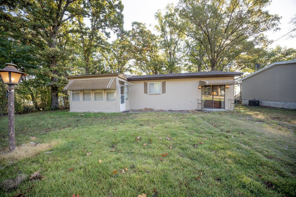 23397 County Road 323, Hermitage, MO 65668