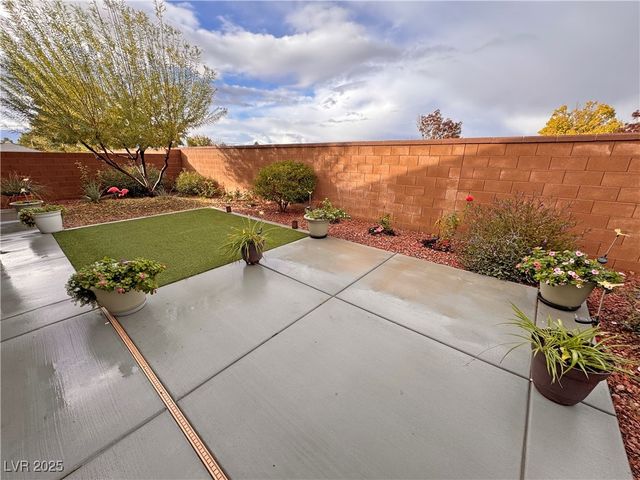 5226 Lignum Avenue 1, Pahrump, NV 89061