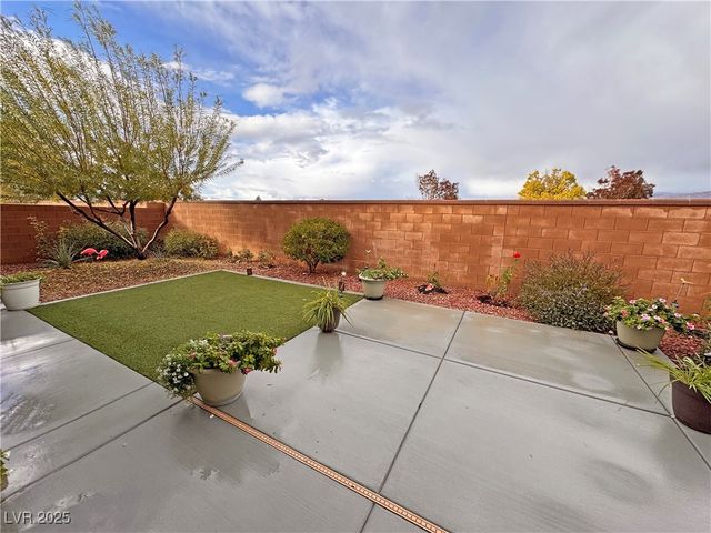 5226 Lignum Avenue 1, Pahrump, NV 89061