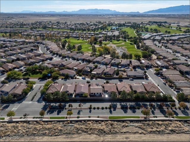 5226 Lignum Avenue 1, Pahrump, NV 89061