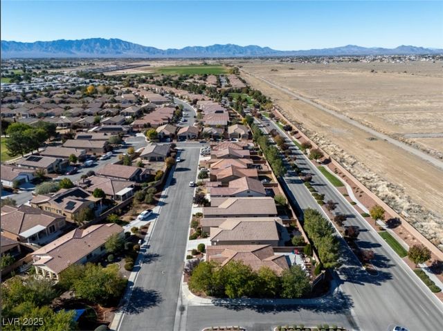 5226 Lignum Avenue 1, Pahrump, NV 89061