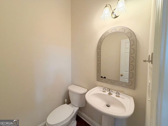 1221 Creekside Place SE, Smyrna, GA 30082