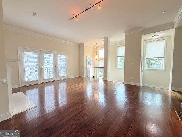 1221 Creekside Place SE, Smyrna, GA 30082