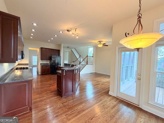 1221 Creekside Place SE, Smyrna, GA 30082