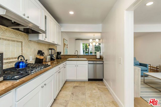 2101 Ocean Avenue 2, Santa Monica, CA 90405