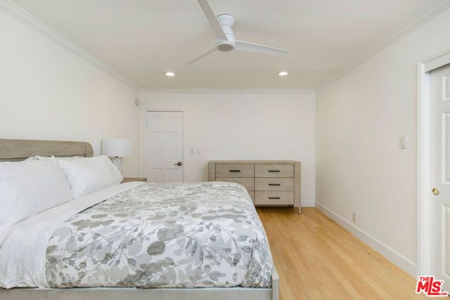 2101 Ocean Avenue 2, Santa Monica, CA 90405