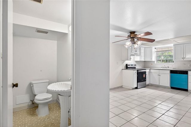 14452 REUTER STRASSE 710, Tampa, FL 33613