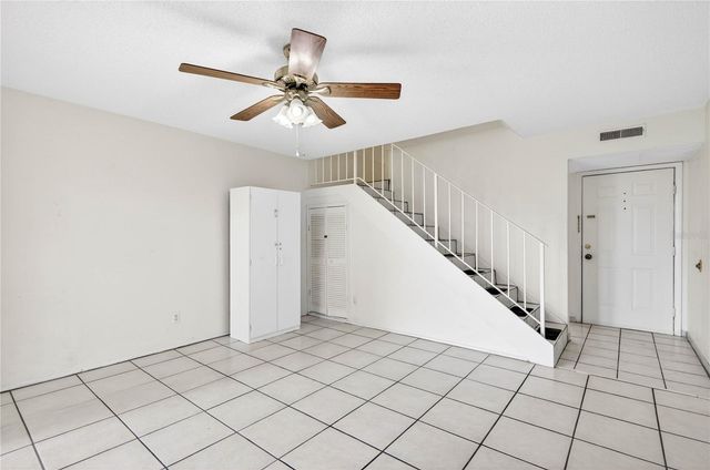 14452 REUTER STRASSE 710, Tampa, FL 33613