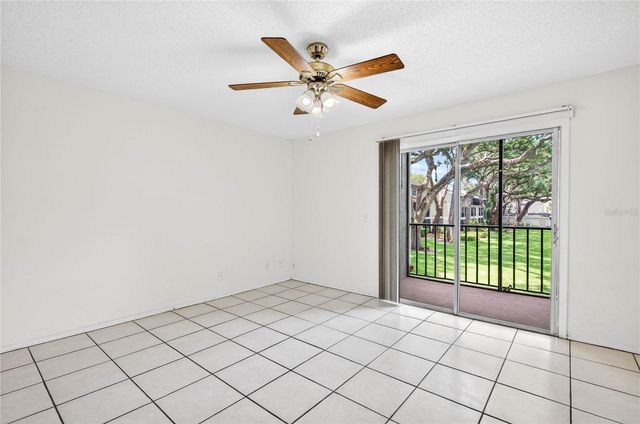 14452 REUTER STRASSE 710, Tampa, FL 33613