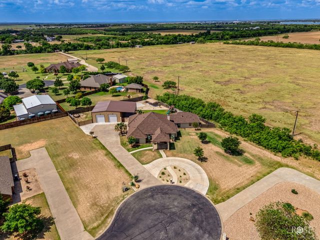 1617 Stonebridge Drive, San Angelo, TX 76904