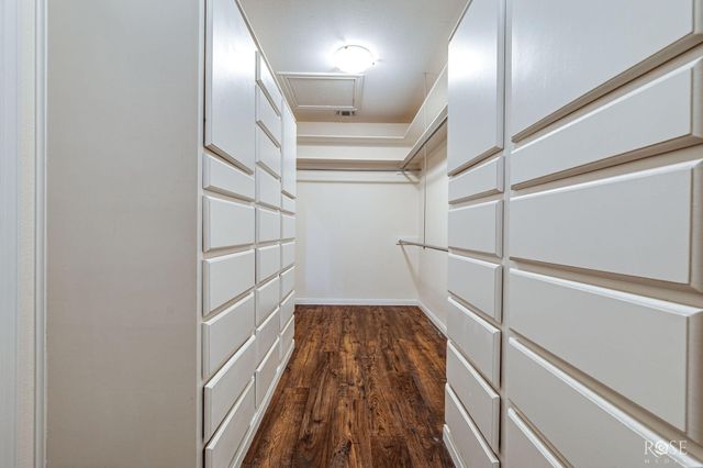 1617 Stonebridge Drive, San Angelo, TX 76904