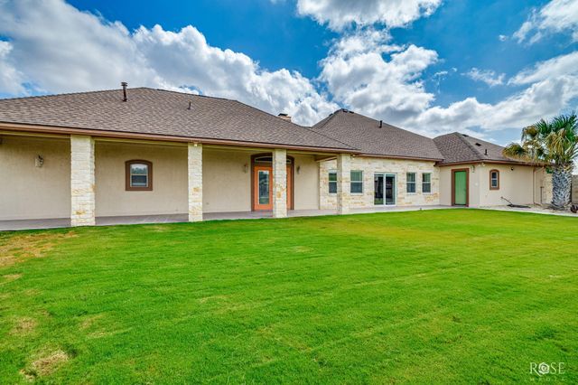 1617 Stonebridge Drive, San Angelo, TX 76904