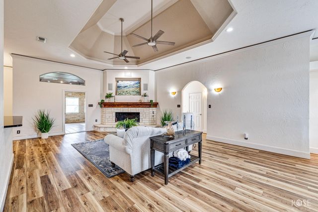1617 Stonebridge Drive, San Angelo, TX 76904