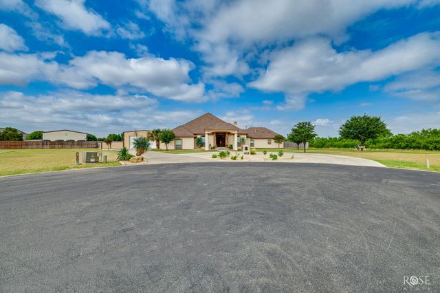 1617 Stonebridge Drive, San Angelo, TX 76904