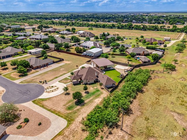 1617 Stonebridge Drive, San Angelo, TX 76904