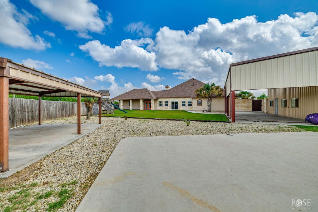 Image 52 of property listing at 1617 Stonebridge Drive, San Angelo, TX 76904