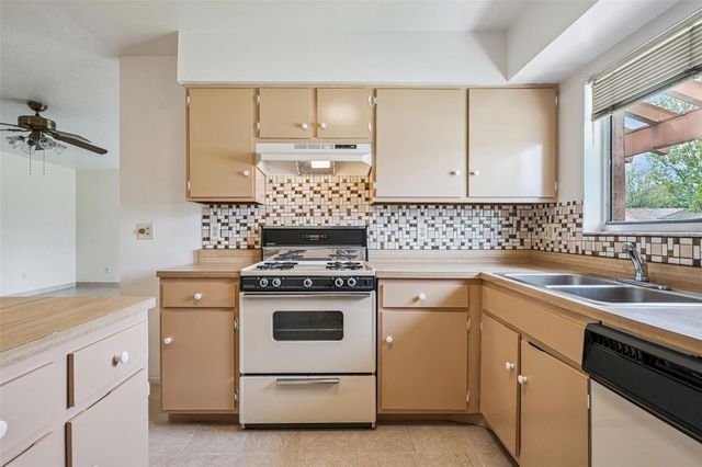 10113 MUSKET LANE, Orlando, FL 32821