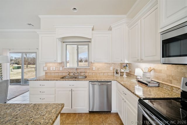 3202 Club Street, Claremore, OK 74019