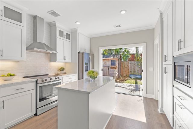 917 E 39th Street, Savannah, GA 31401