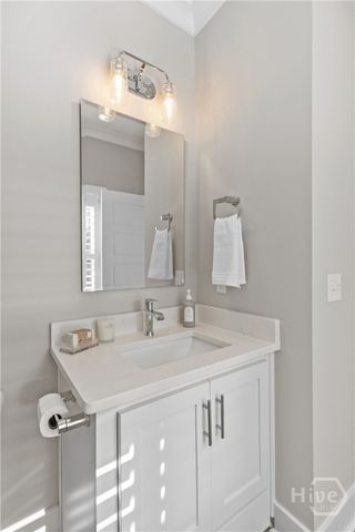 917 E 39th Street, Savannah, GA 31401