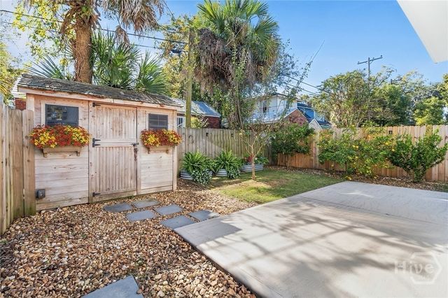 917 E 39th Street, Savannah, GA 31401