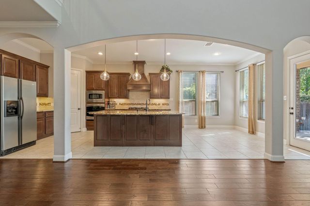 166 Lindenberry Circle, Spring, TX 77389