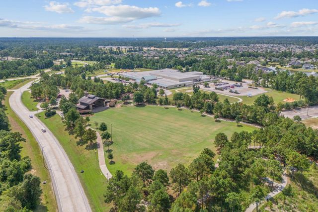 166 Lindenberry Circle, Spring, TX 77389