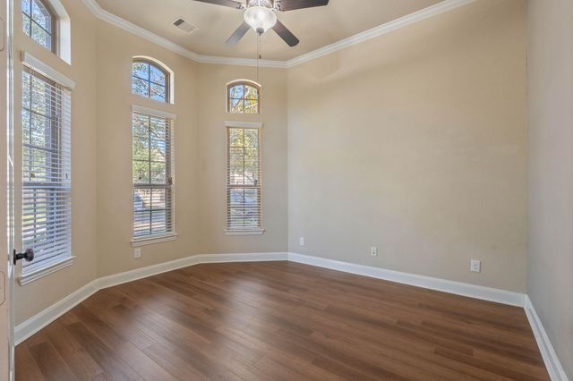 166 Lindenberry Circle, Spring, TX 77389