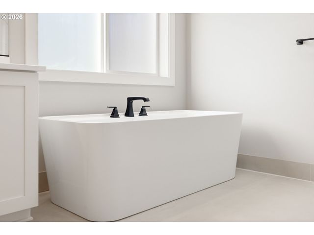 2901 Nw 114TH Ter, Portland, OR 97229