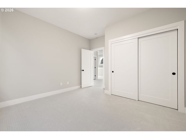 2901 Nw 114TH Ter, Portland, OR 97229