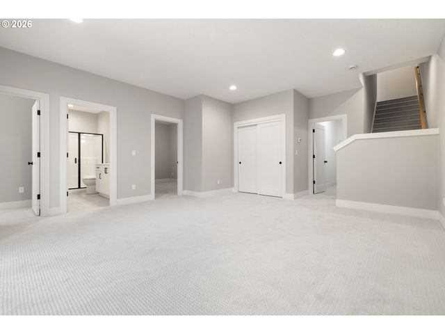 2901 Nw 114TH Ter, Portland, OR 97229