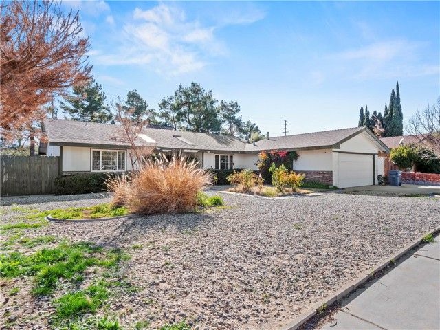 556 Callet, Palmdale, CA 93551