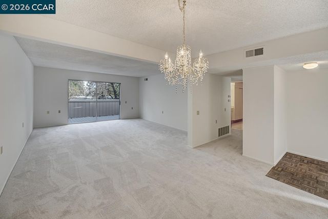 1641 Canyonwood Ct 3, Walnut Creek, CA 94595